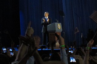 Politics - President Obama comes to the stand