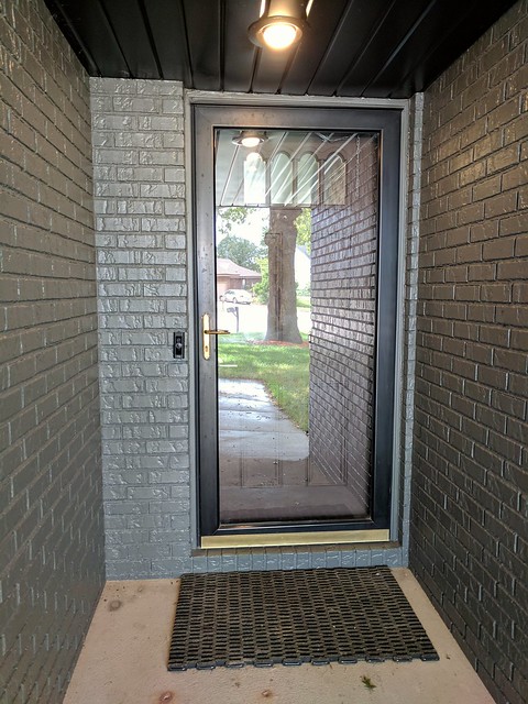 Front door + storm door before