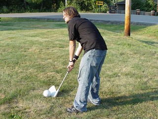 Golf - Playing monster golf