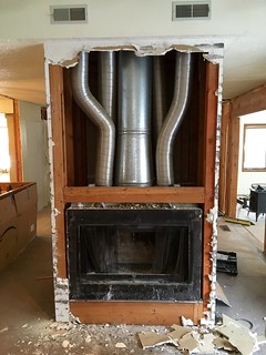 Sorta feels like I'm at the end of a level on contra...