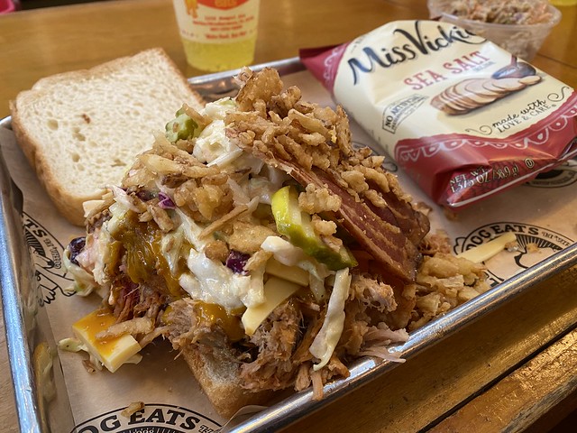 A ridiculous Sandwich