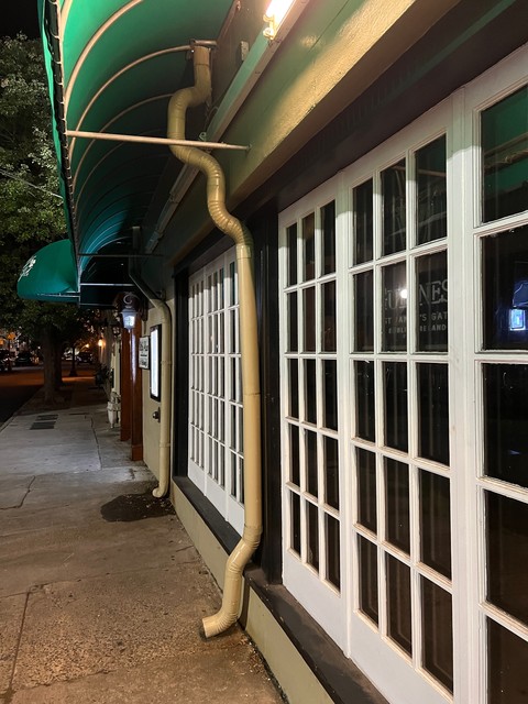 Look at this swizzle stick gutter