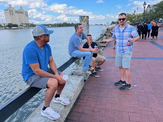 Nathan D - Chillin with the dudes