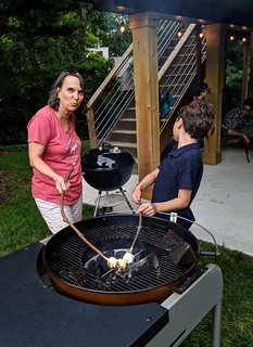 Elias Hernandez - Roastin