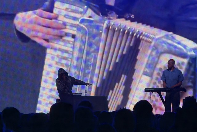 Accordion Liim