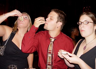 Allie, Elizabeth, and I eating oysters