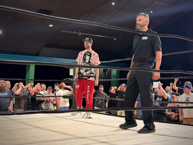 Emil Jay and the ref