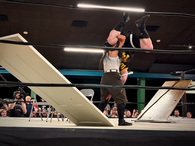 Vipress throws Orin