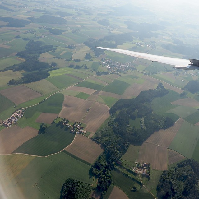 Farmland flying into Munich