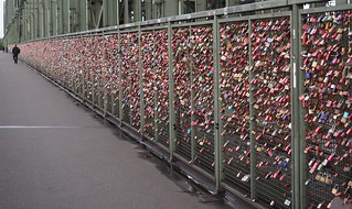 Art - Bridge locks in Cologne