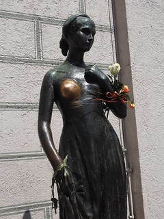 I wonder if anyone's ever rubbed that boob