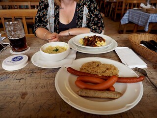 wieners and kraut and potatoes and spoetzl