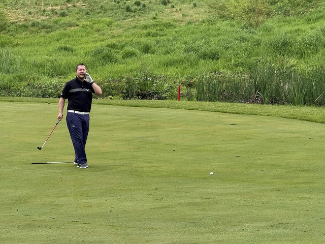 "Hey, I'm gonna putt this from 40 yards!"