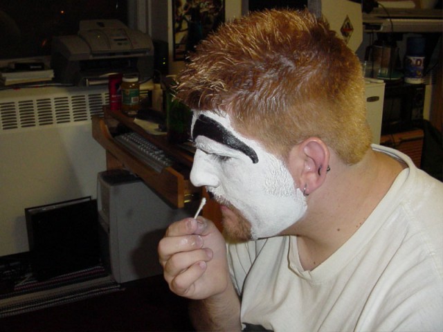 Kevi getting painted up