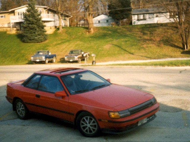 Riverbend Parking Lot