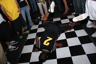 Breakdancing Floor Spiders