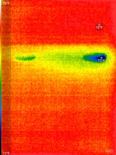 IR photo of the cool air blowin across the holes from the top
