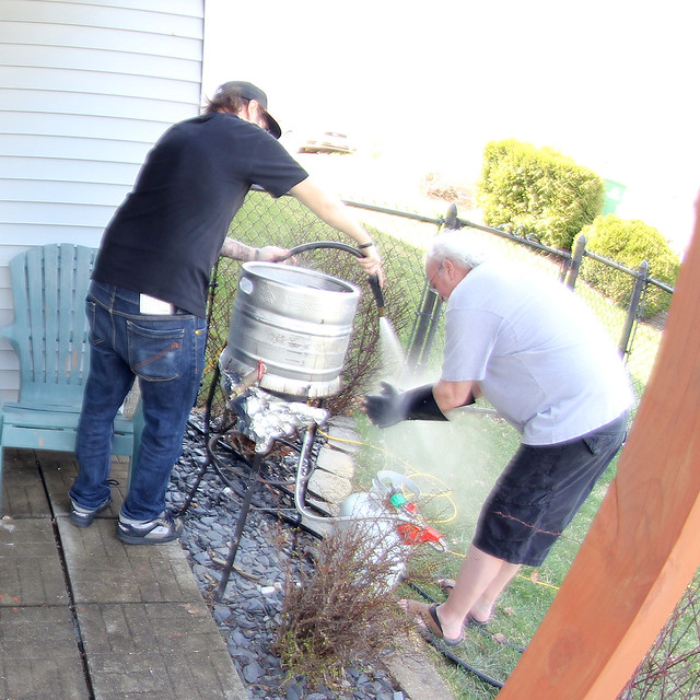 Hosin off the rubber gloves