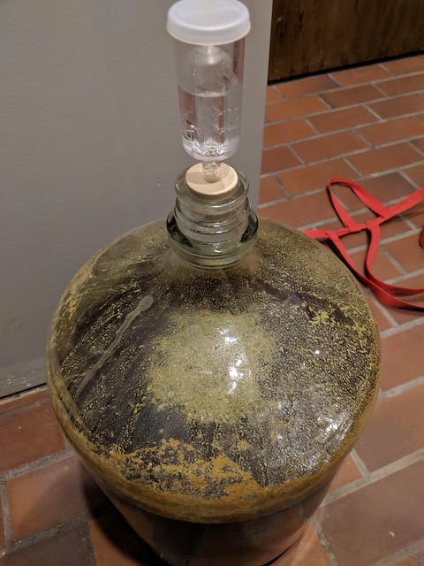 The dry hops mostly just hung out on top...