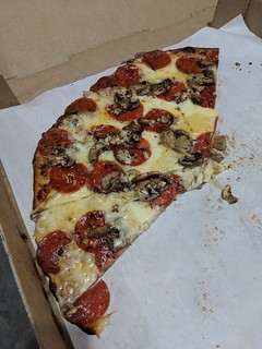 pizza - Pepperoni, Mushroom, Honey, on wheat crust