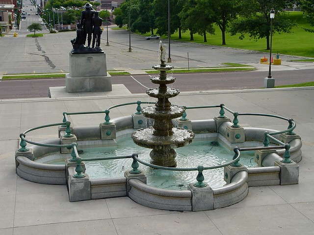 Fountain at the Des Moines Capital