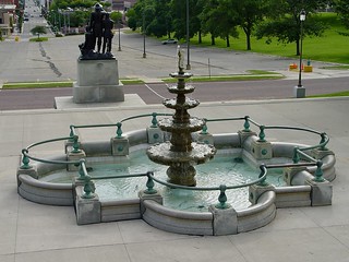 Fountain at the Des Moines Capital