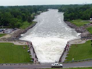 Flood - Saylorville Spillway, with Des Moines in the upper right corner
