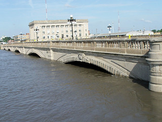 Bridge - Court Ave Bridge