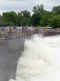 Flood - Crazy Water at Saylorville Spillway