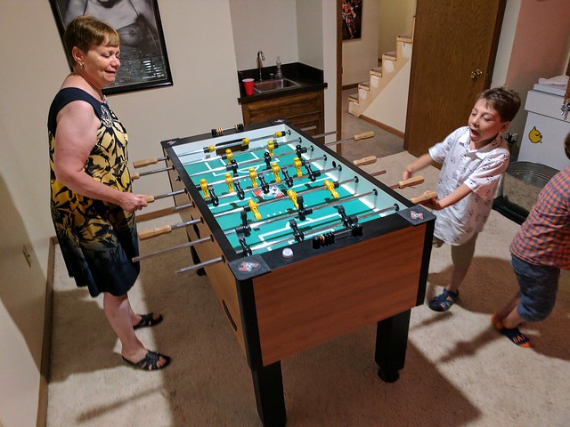 Sherry whoopin on the kids