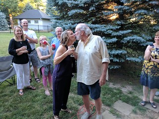 Anniversary smoochin