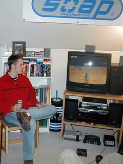 Matt watching Jeff play Tony Hawk