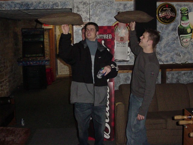 Pillow spinning skills