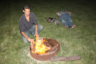 Jared startin a fire