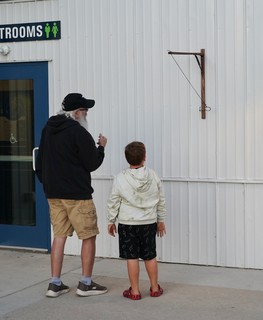 Playin a little ring and hook