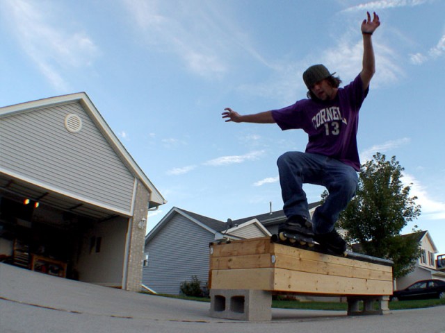 Mizuo on cinder blocks
