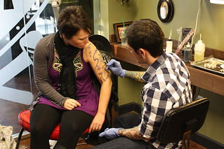 Tattoo - Freehand drawing some more petals and such