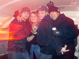 Nathan D - Dancin in the Bus