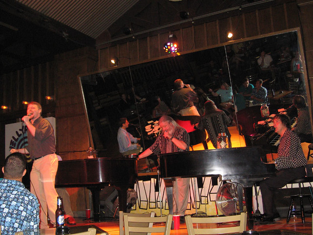 Tommy and Peter Join in @ Jellyrolls