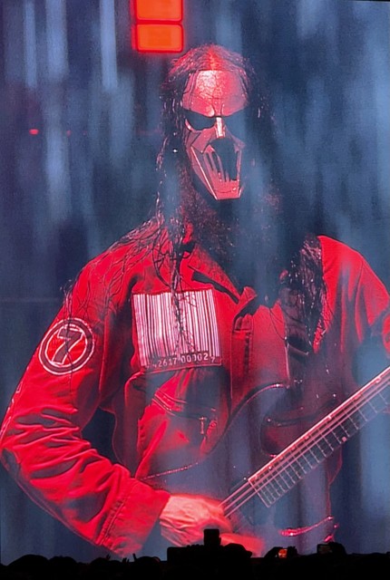 #7 - Mick Thomson