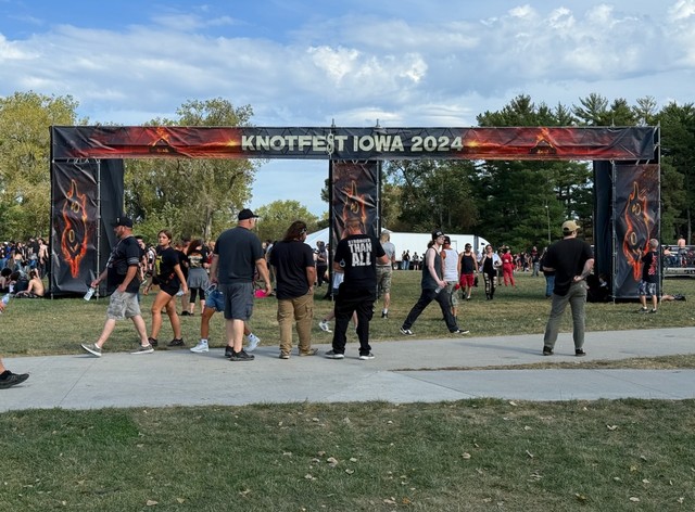Bout to see what this Knotfest thing is all about