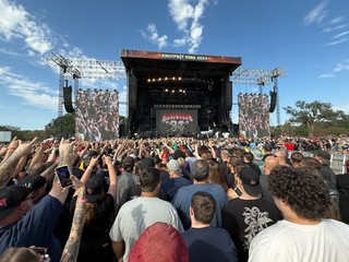 Shows - Hatebreed crowd