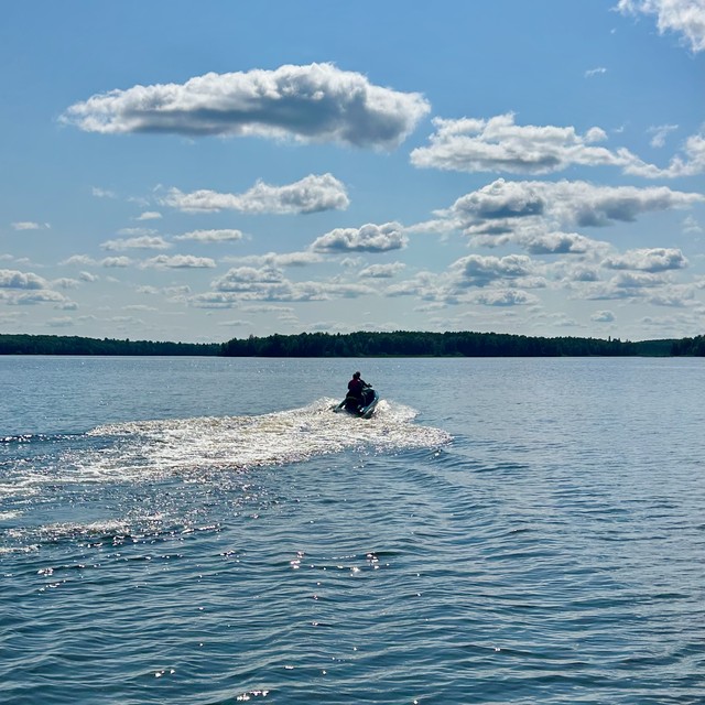 Ridin off on the jetski