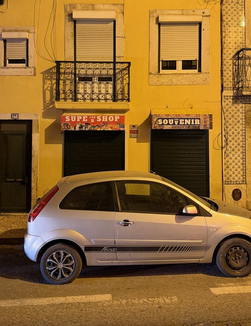 SUPErSHOP SOUvENIR