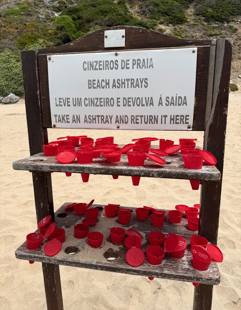 Beach ashtrays