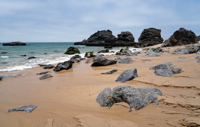 Wild rocks everywhere