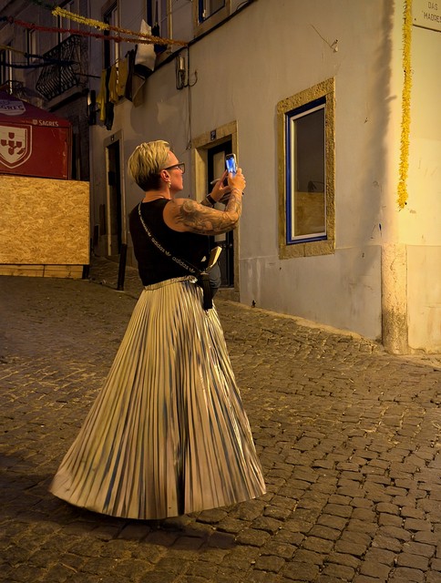 Pretty lady captures some pretty streets