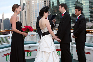 Getting Married on the Chicago River