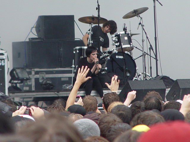 Crystal Castles - Pissed about her liquor getting stolen