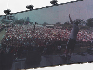 Lollapalooza - Atmpshere - with a pretty huge crowd